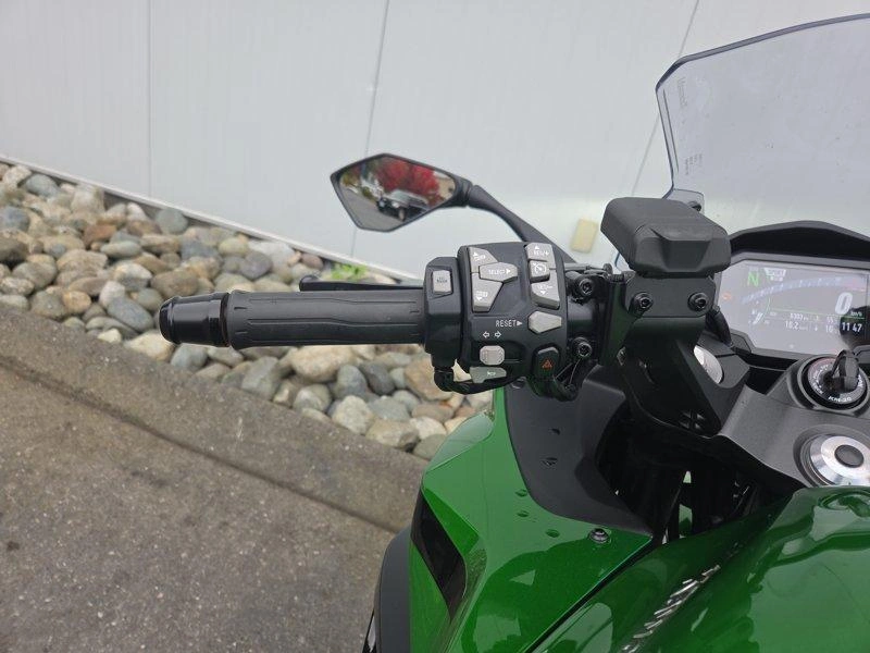 2025 Kawasaki Ninja 1100sx Se Abs alt