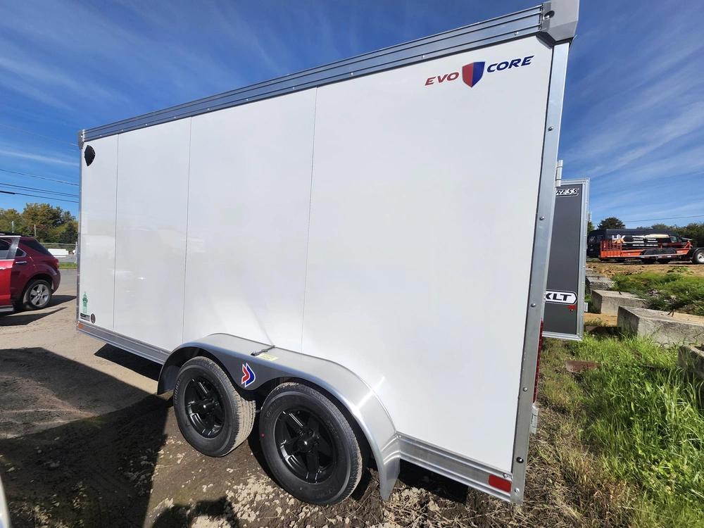 2027 Ideal Cargo Evo Core Idev714ta2 alt