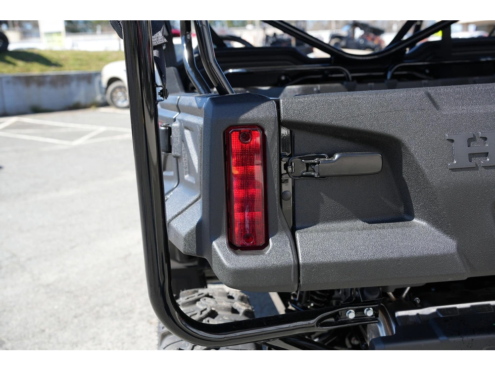 2024 Honda Pioneer 1000-5 Deluxe