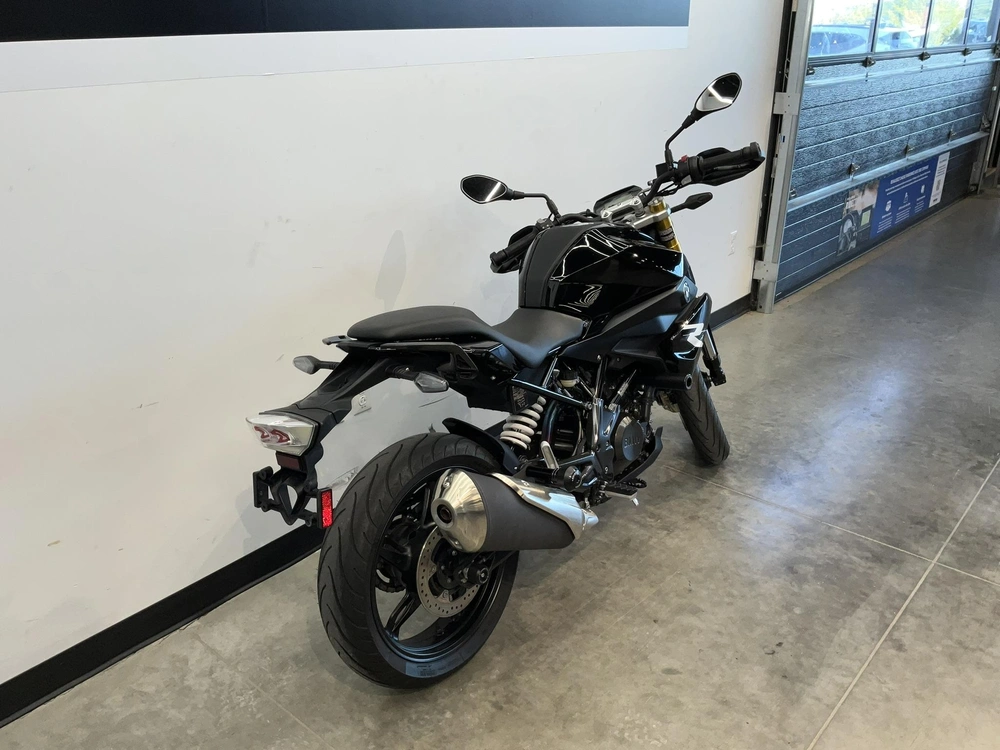 2022 Bmw G310 R