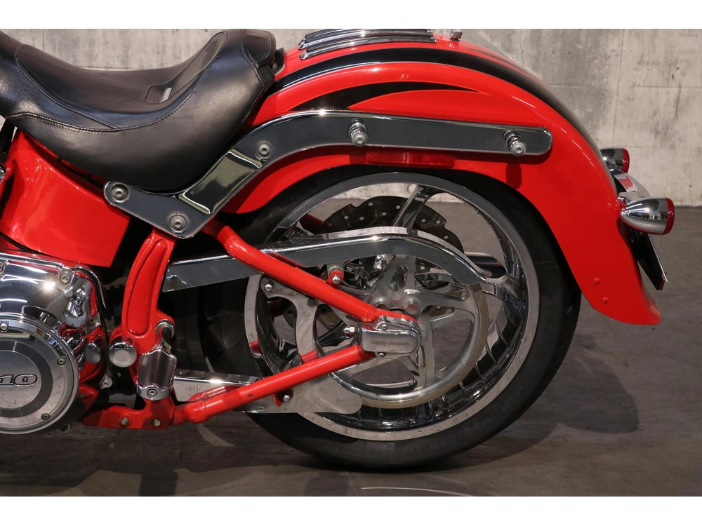 2011 Harley-davidson Softail Cvo Convertible Flstse2