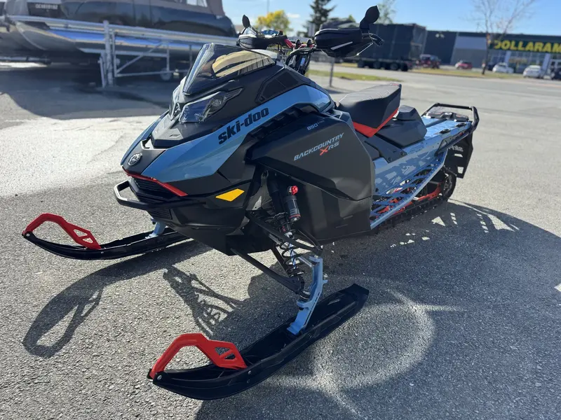 2026 Ski-Doo Backcountry XRS 850 E-TEC 146'' TOUCHSCREEN 10,25’’