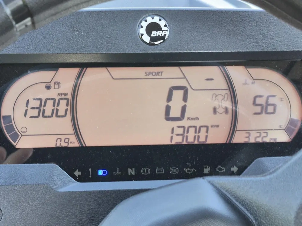 2027 Can-am Commander Xt 700