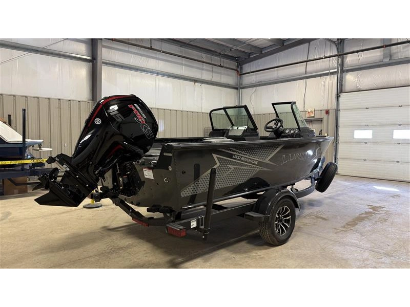 2027 Lund Boat Co 1800 Adventure Sport alt