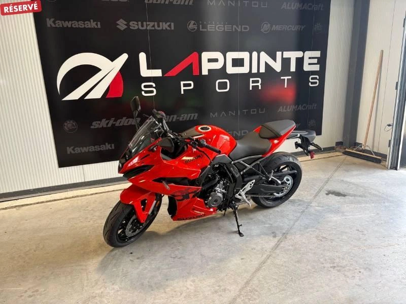 Suzuki Gsx-8r Glass Blaze Orange 2026 alt