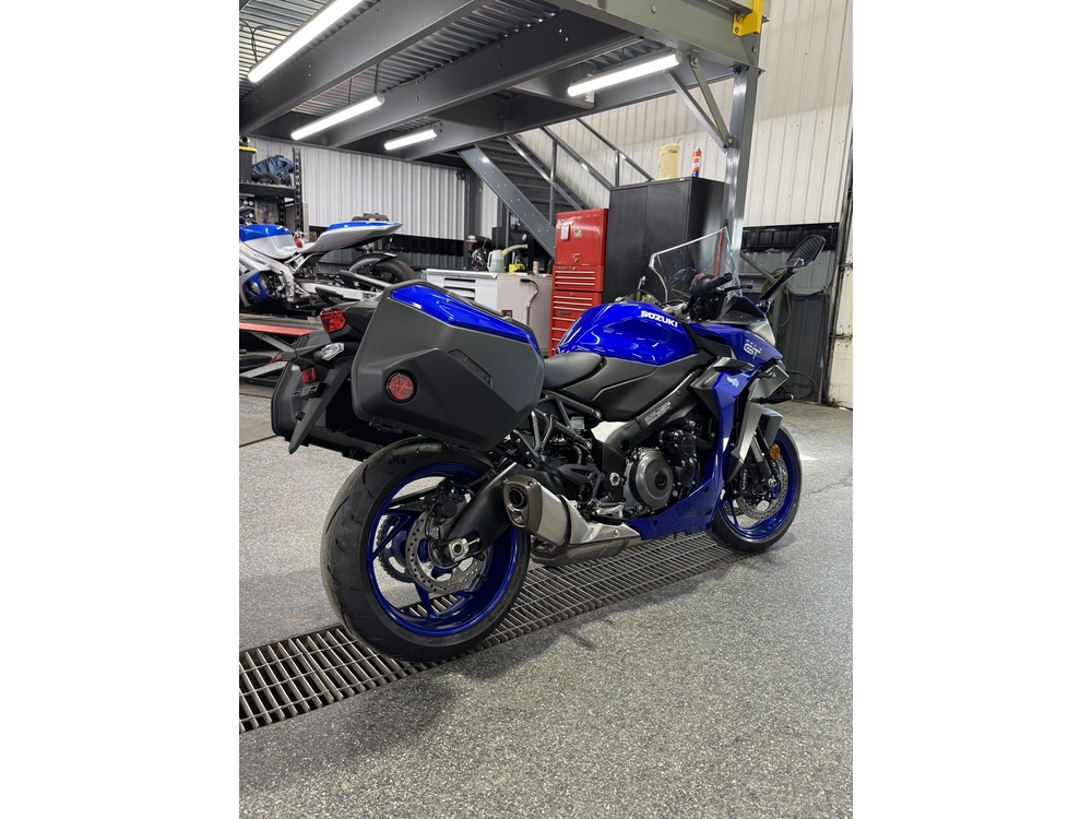 2026 Suzuki Gsx-s1000gt+ alt