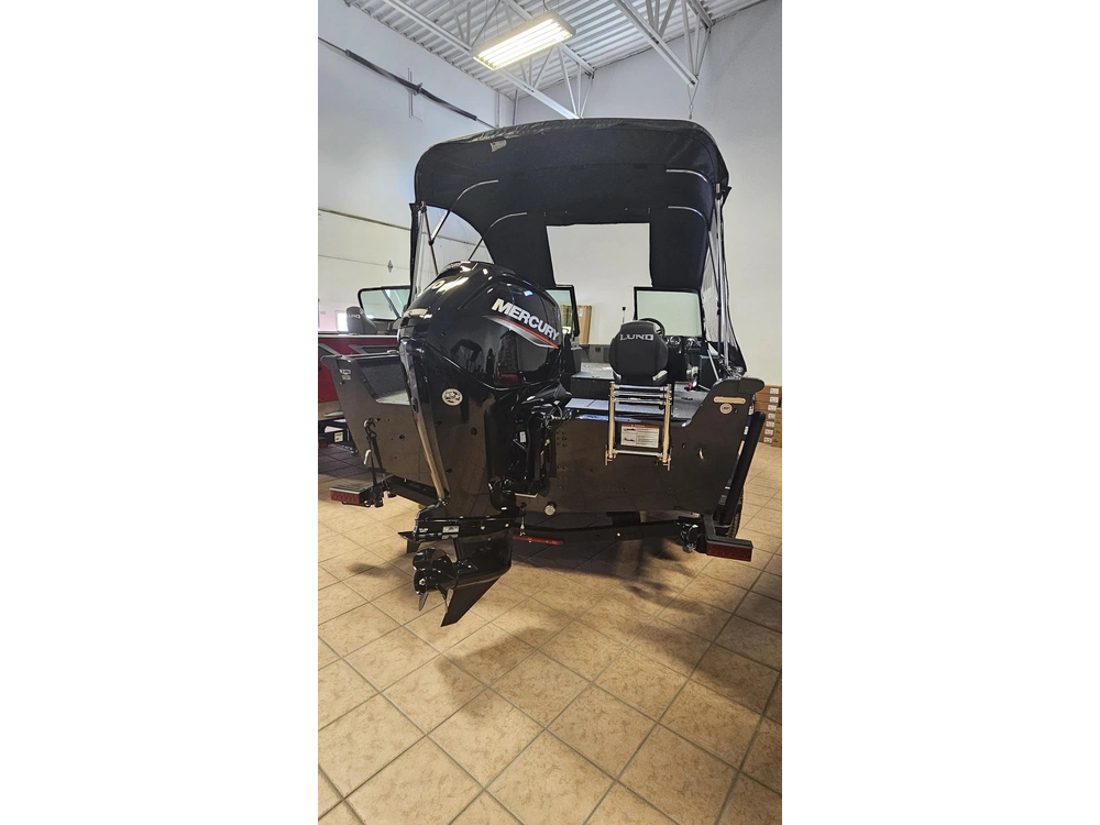 2027 Lund Boat Co 1700 Explorer Sport Outfitter Edition