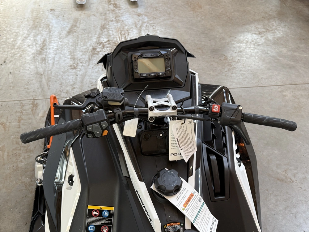 2027 Polaris 650 Indy Sp 137 Es