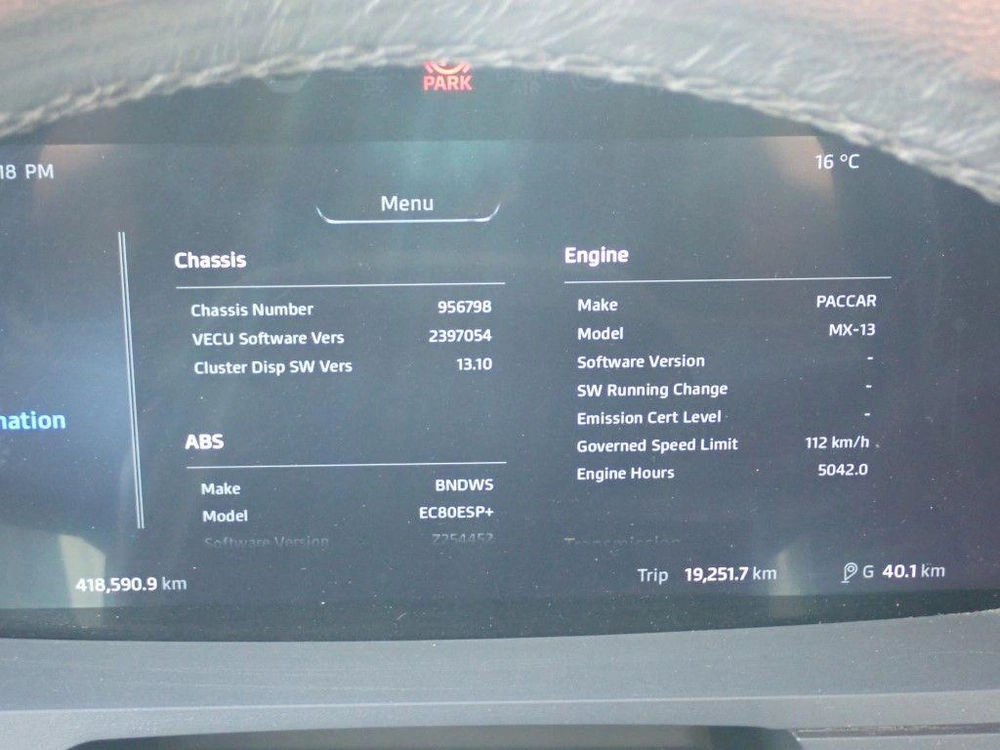 Kenworth T680 2024