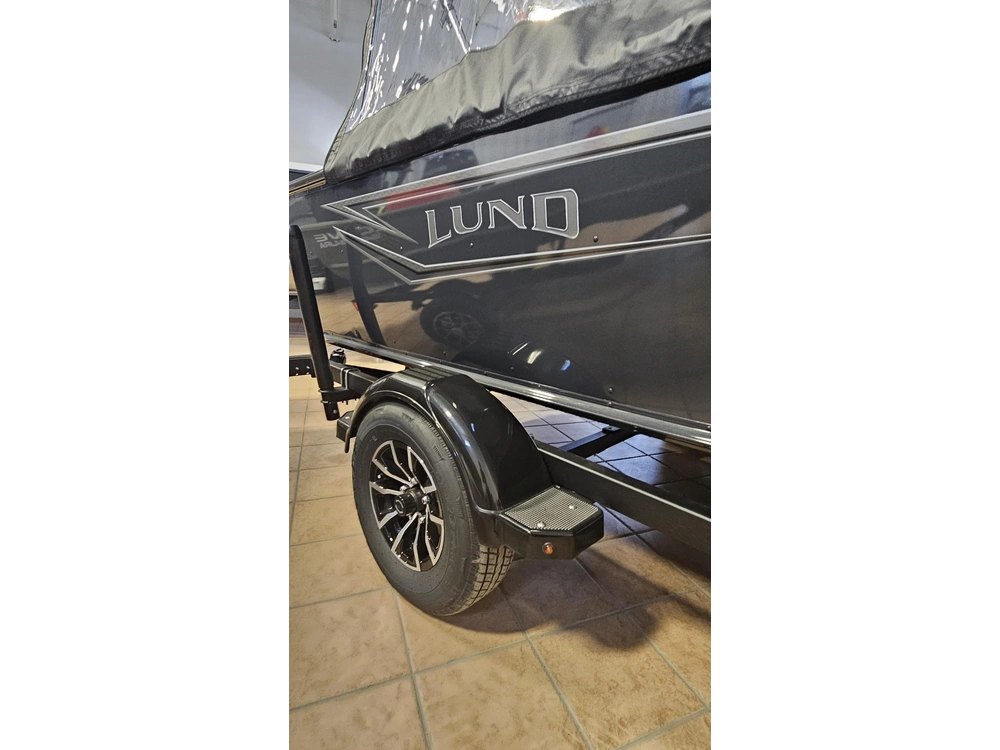 2027 Lund Boat Co 1700 Explorer Sport Outfitter Edition