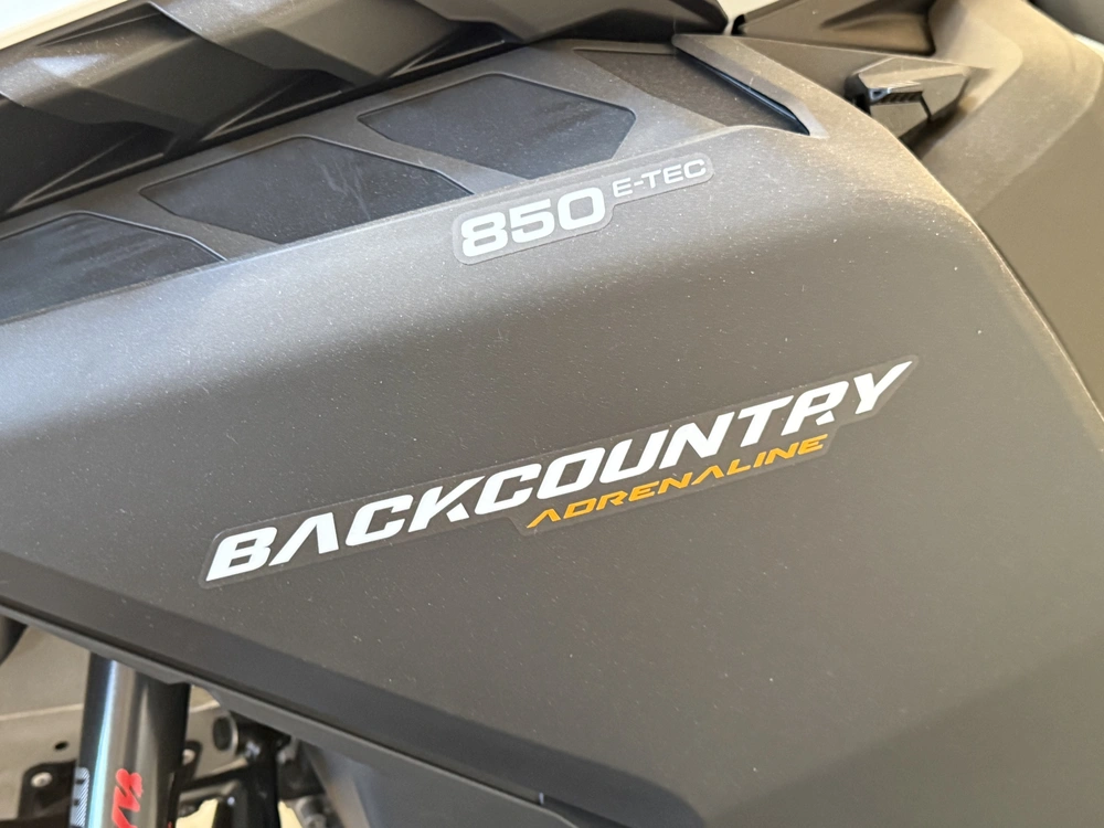 2026 Ski-doo Backcoutry 146 Adrenaline 850 E-tec 1.5s