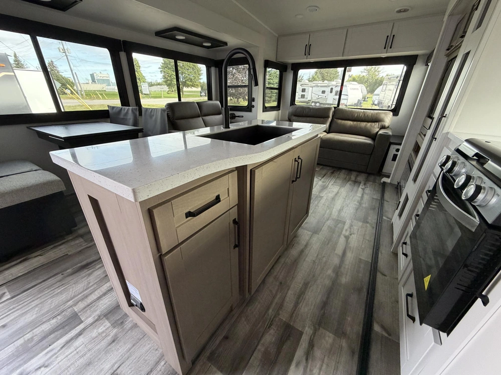 2027 Open Range Roamer 29rlds 29rlds alt