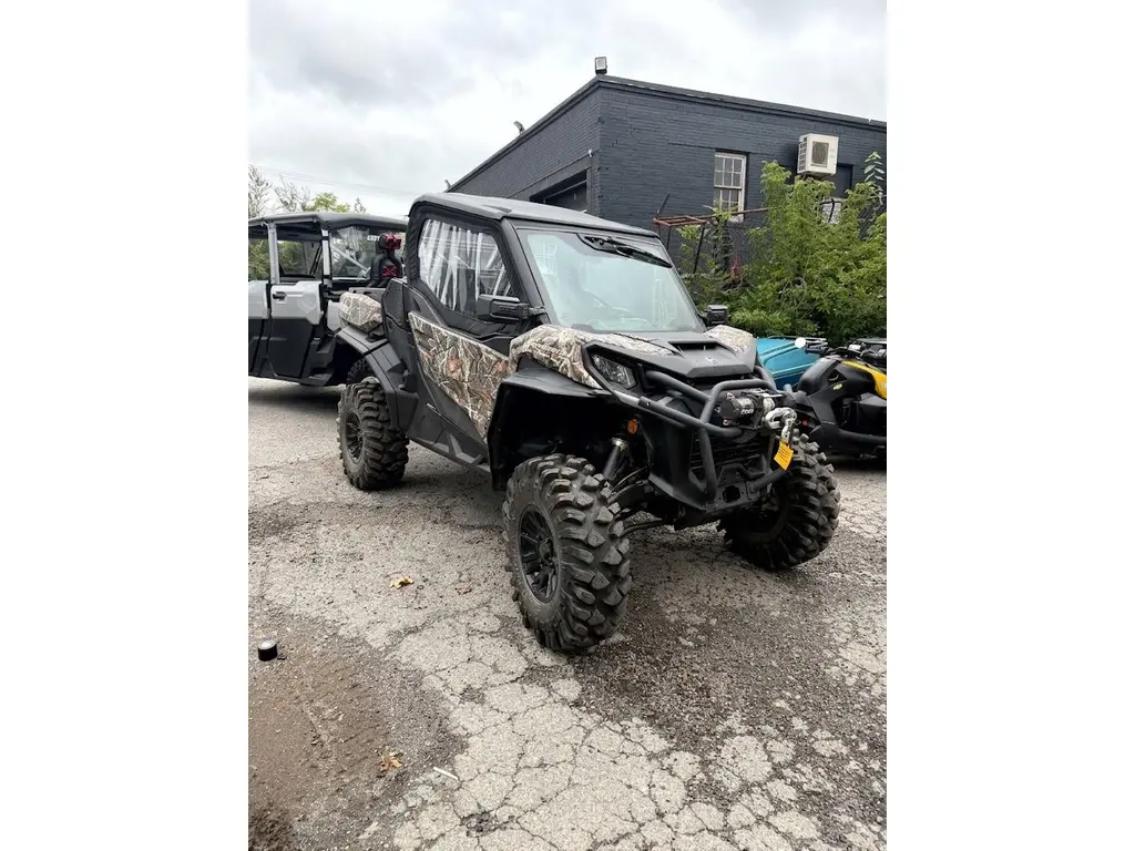 2024 Can-Am Commander XMR 1000R