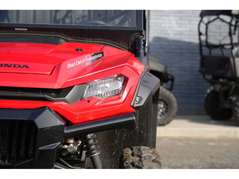 2025 Honda Pioneer 1000 Deluxe