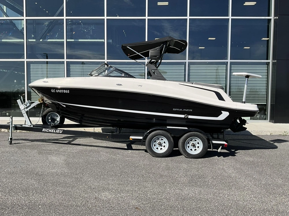 2018 Bayliner Vr5