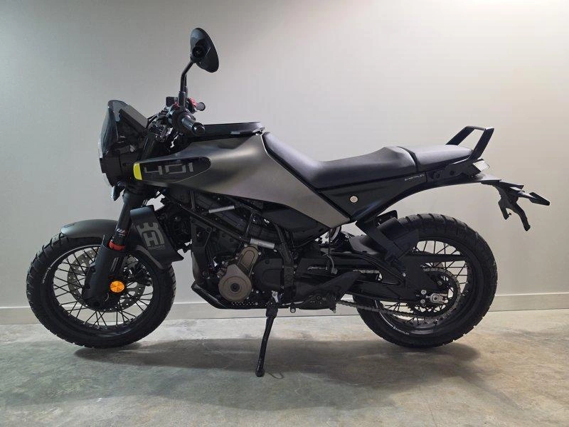 2024 Husqvarna Svartpilen 401 alt