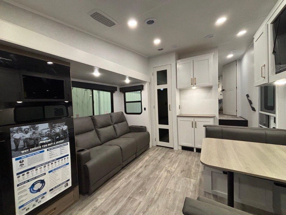 Jayco Eagle 24mle 2027 alt