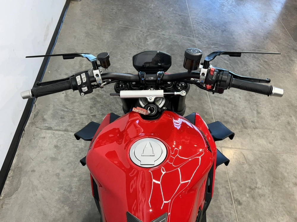 2022 Ducati Streetfighter V2