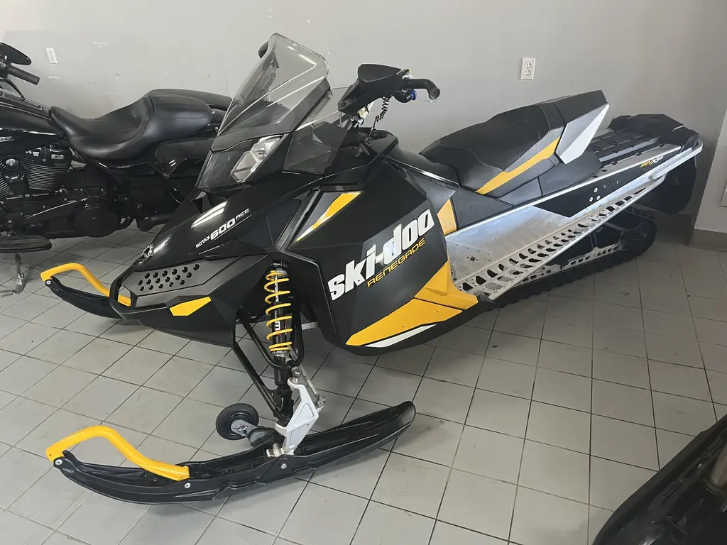 Ski-Doo RENEGADE 600 ACE 2012