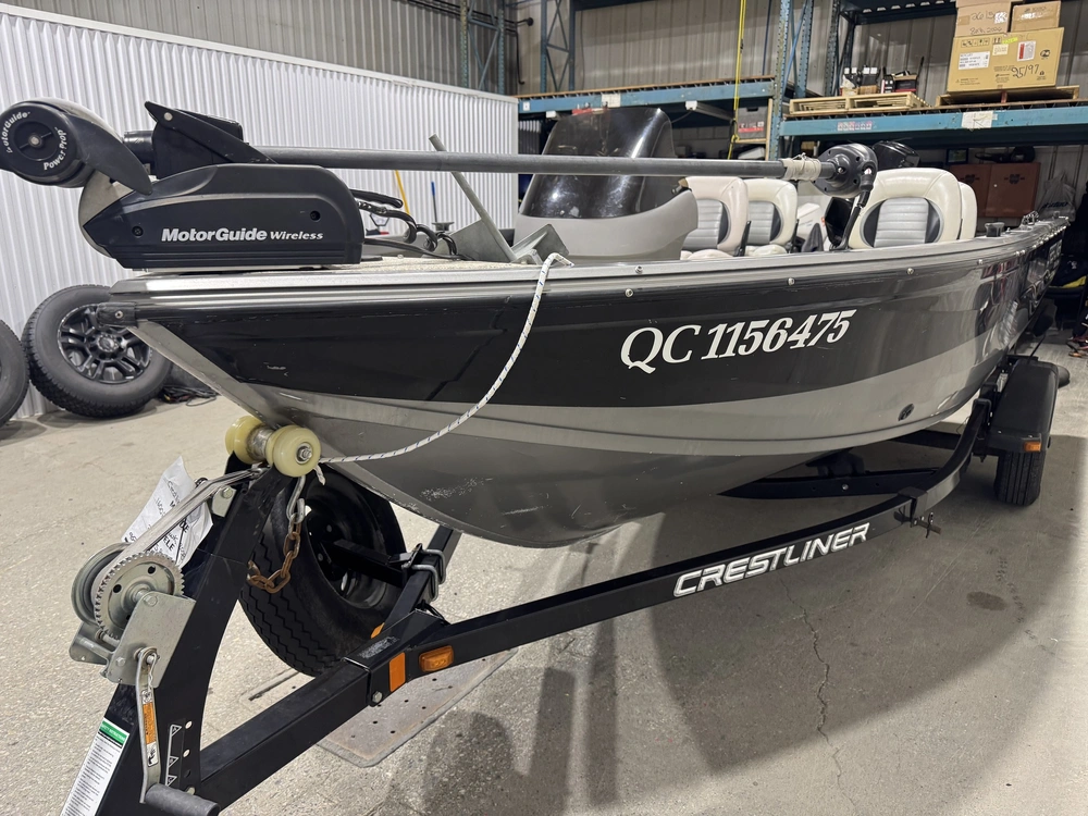Crestliner 1600 Fish Hawk 2008 alt