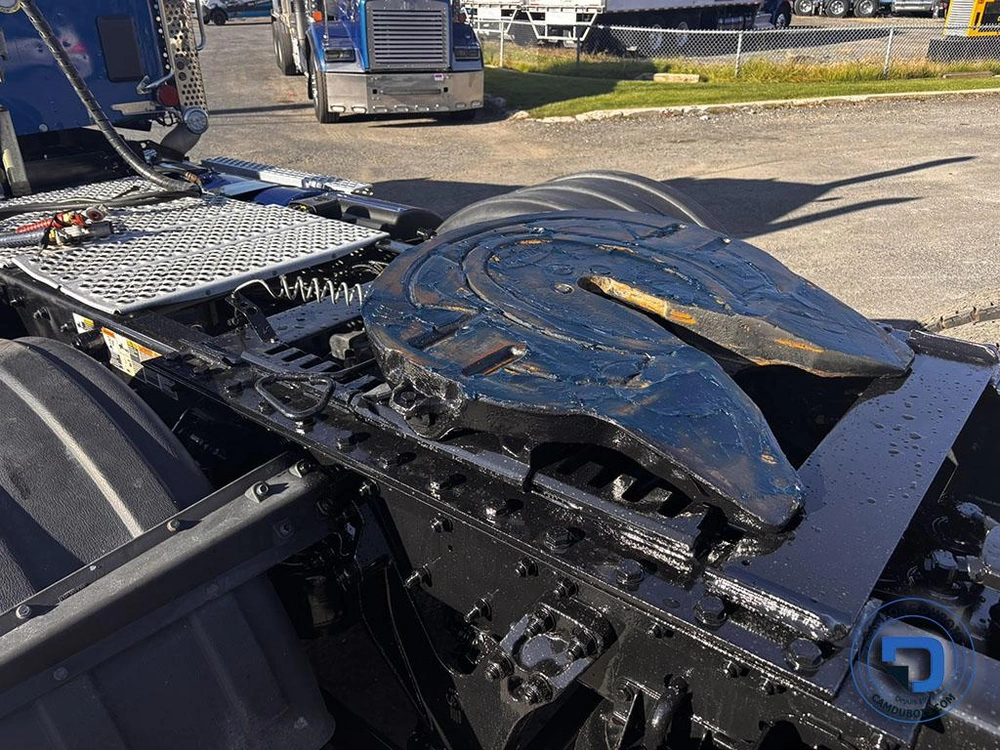 2024 Kenworth W990 alt