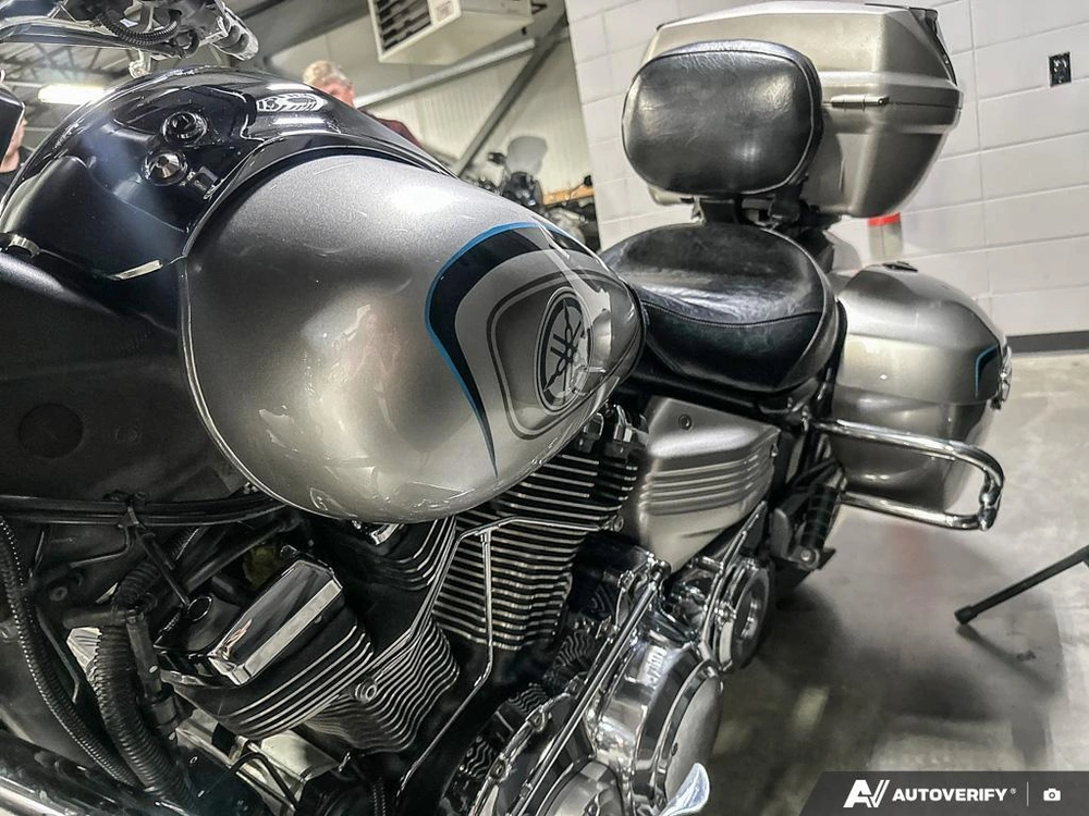 2012 Yamaha Stratoliner Deluxe