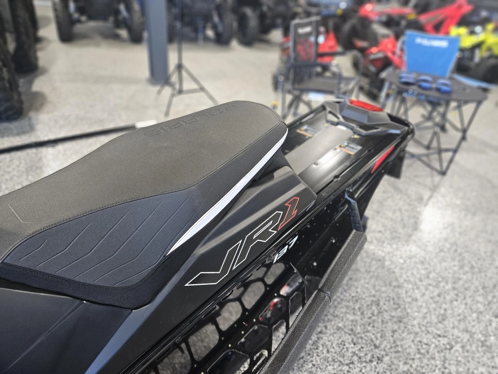 Polaris Boost Indy Vr1 137 2027 alt