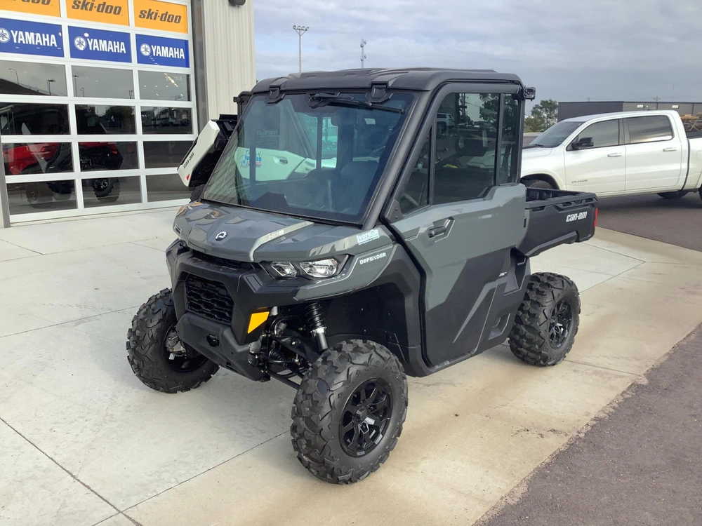 2027 Can-am Defender Dps Hd9 Cab Heated alt