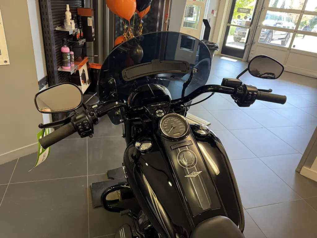 Harley-Davidson FLHRXS Road King SpecialFLHRXS 2025