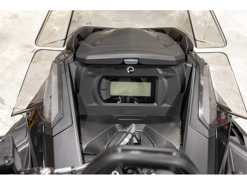 Ski-Doo GDVB TUNDRA LE 600 EFI 2027