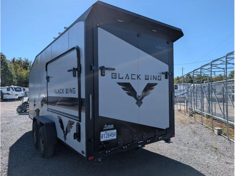 Intech Black Wing 724x 2026 alt
