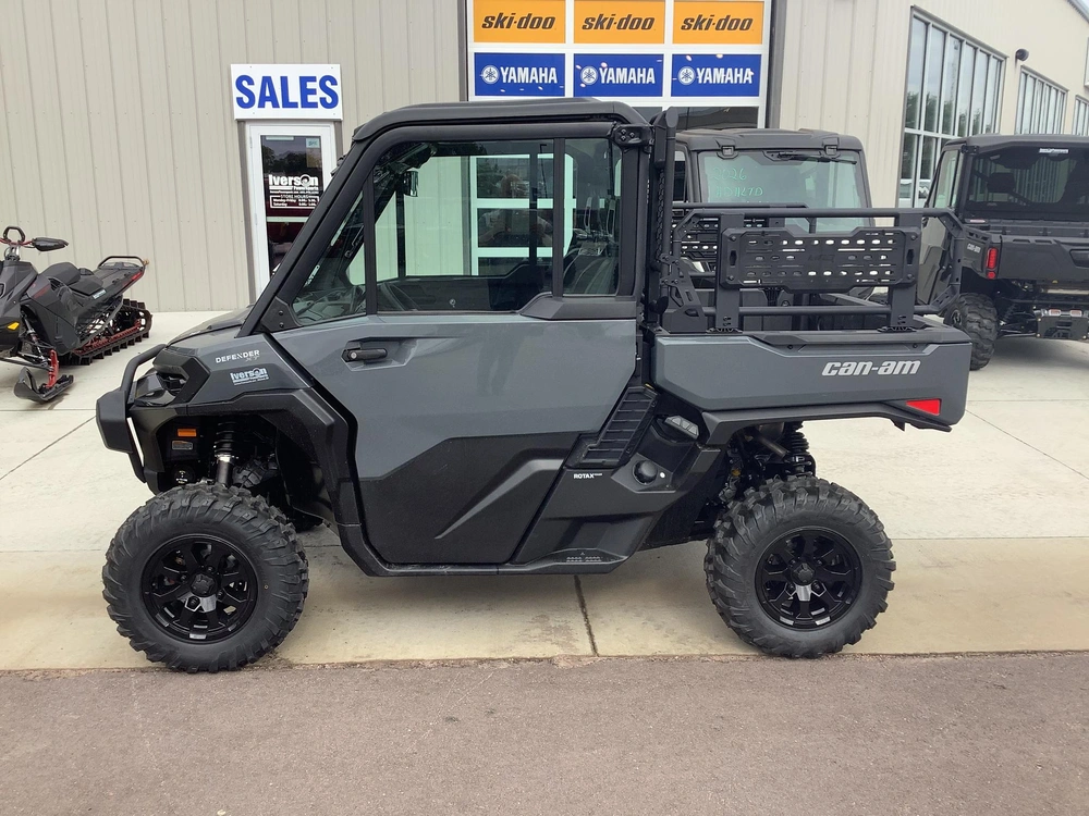 2027 Can-am Defender Hd10 Xt Cab Triple alt