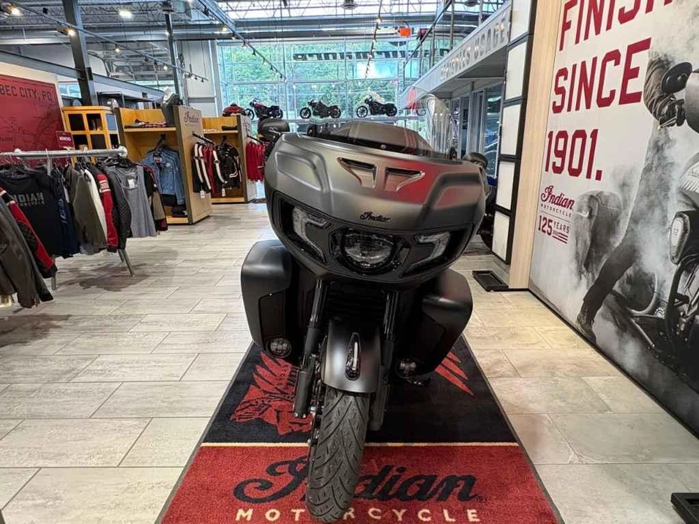 2026 Indian Motorcycle Pursuit Dark Horse + 112 & Audio Package