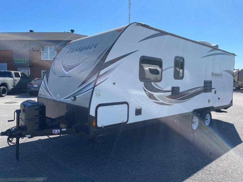 Keystone Rv Passport 239ml 2018 alt