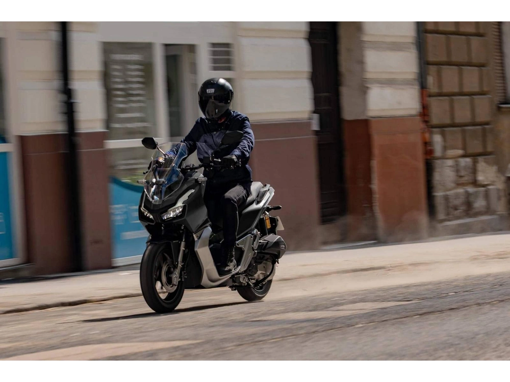 2024 Honda Adv160