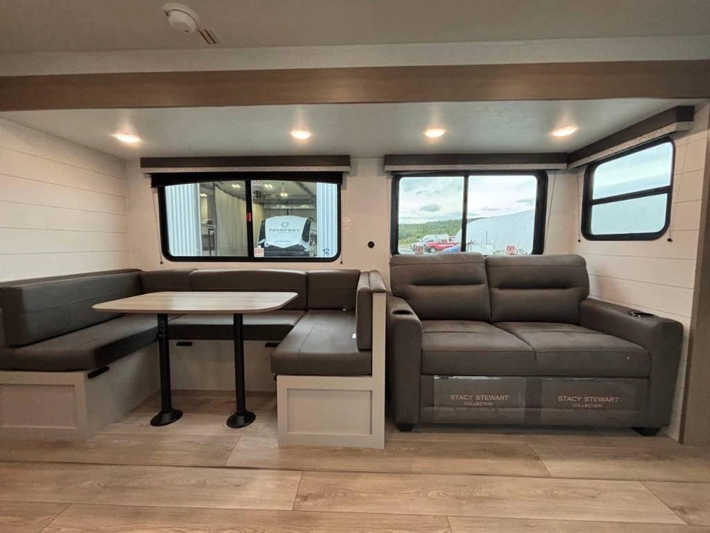 Jayco Jay Flight 380dqs 2027 alt