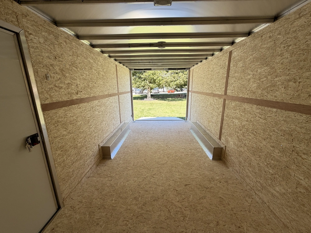 2027 Enbeck Aluminum Enclosed 8.5' X 18 alt