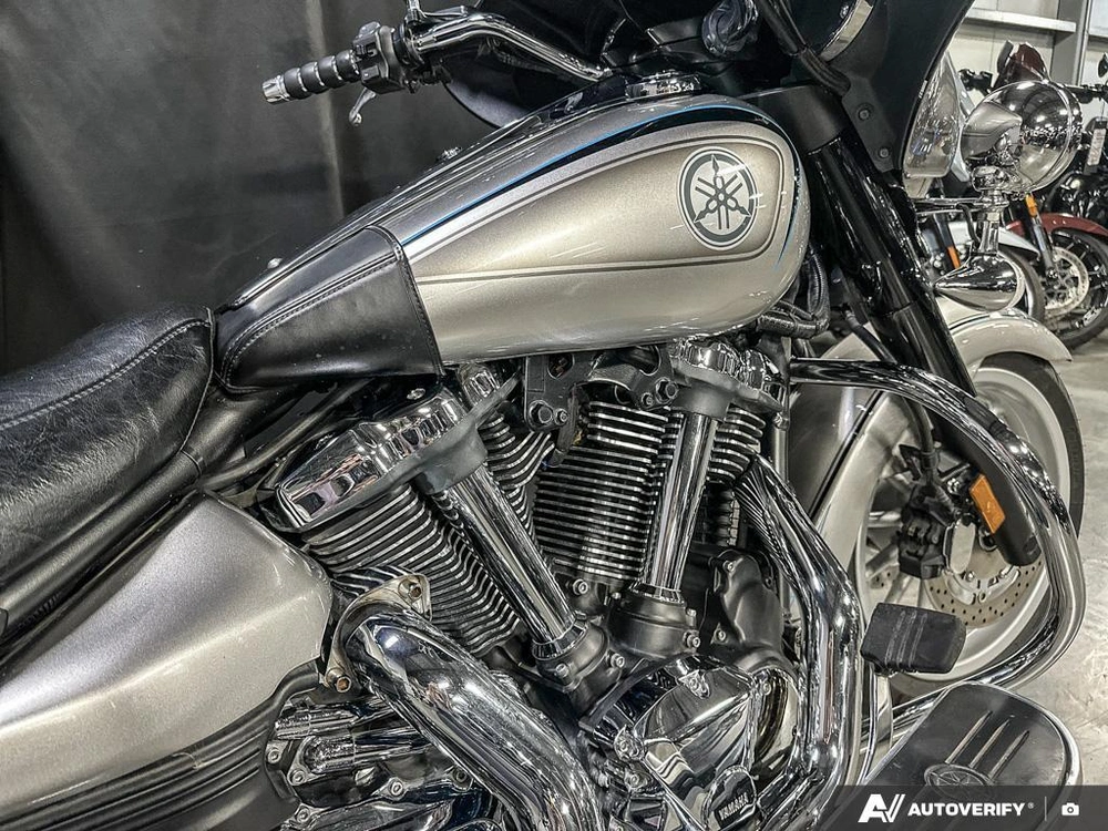2012 Yamaha Stratoliner Deluxe