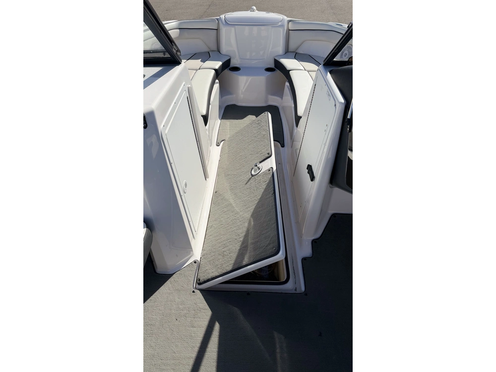 2017 Yamaha Ar210 alt