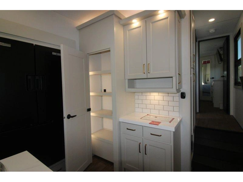 Grand Design Solitude 370dv 2027 alt