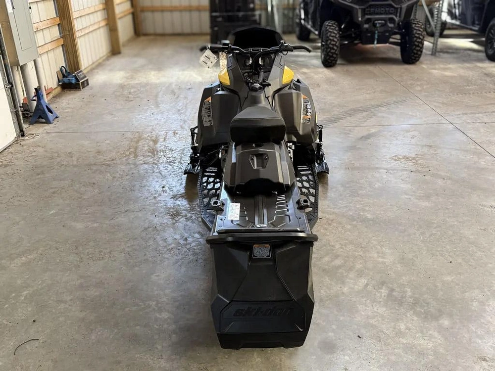 2027 Ski-doo Mxz Sport 600 Efi
