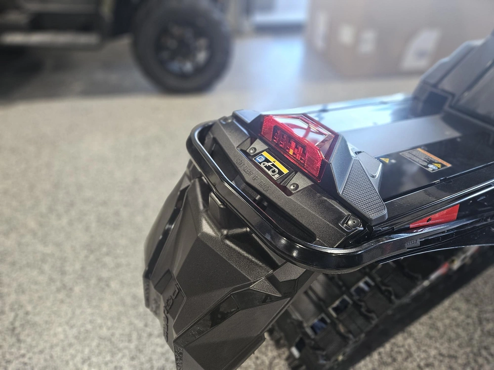 Polaris Boost Indy Vr1 137 2027 alt