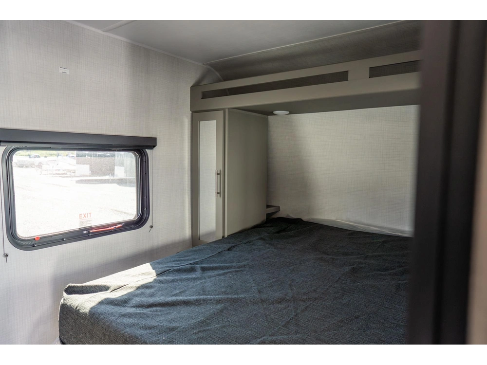2027 Hideout 234mls alt