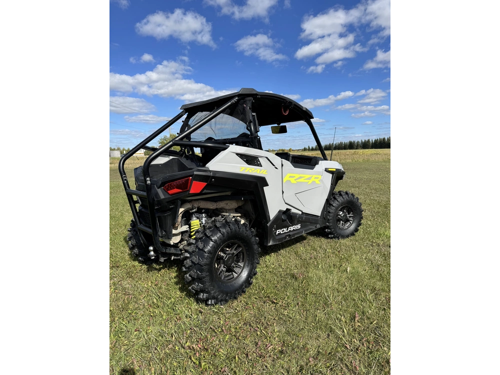 2022 Polaris Rzr Trail Ult alt
