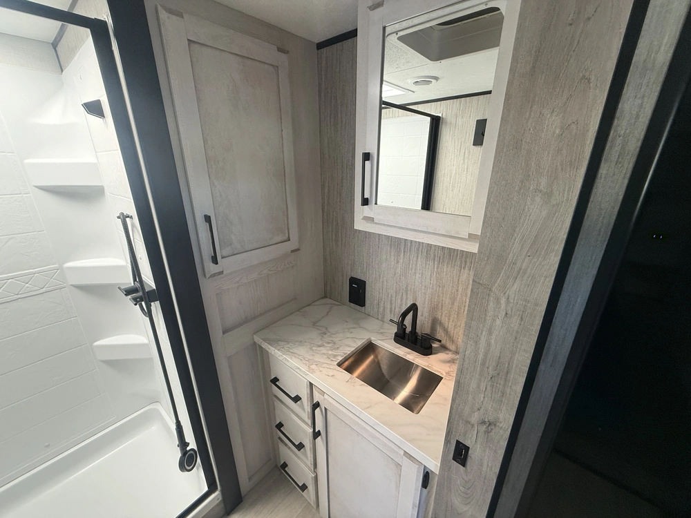 Kz-rv Durango H-t 256rkt 2023 alt