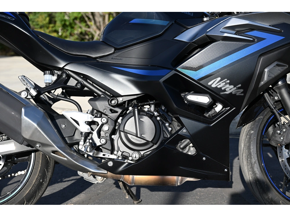 2025 Kawasaki Ninja 500 Krt Se Abs