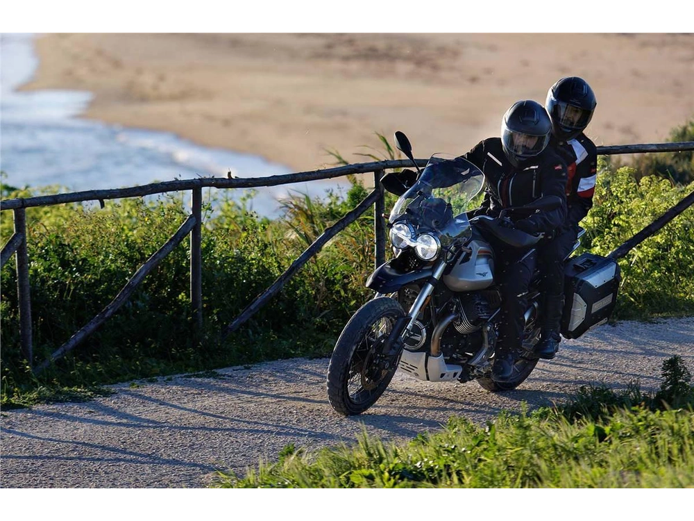 2023 Moto Guzzi Guzzi V85 Tt Travel E5