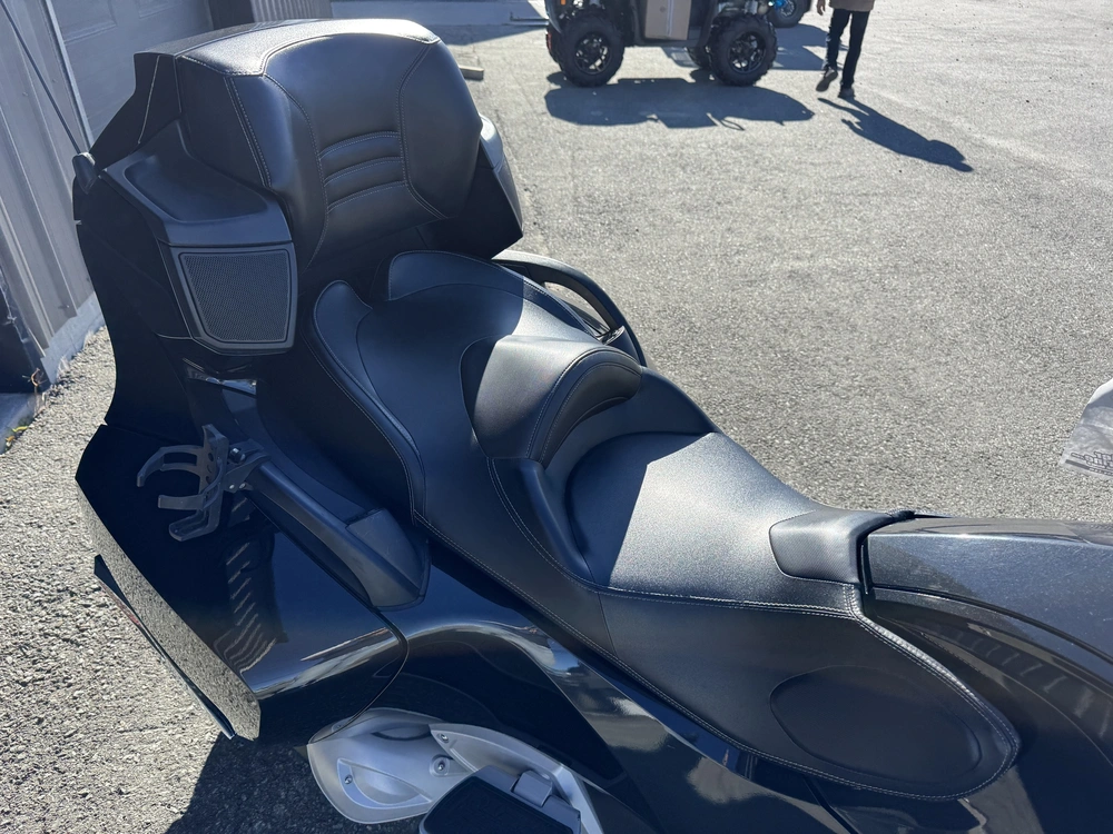 2010 Can-am Rt-s alt