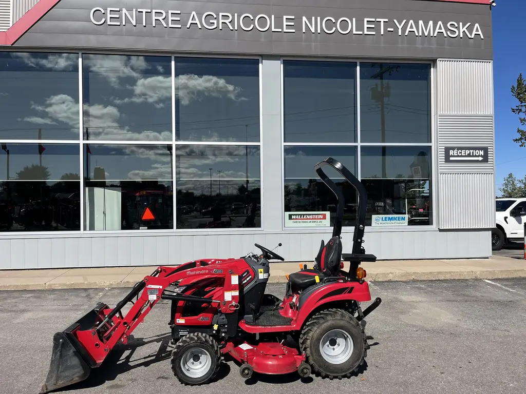 2023 Mahindra Emax 20S