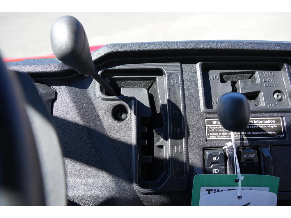 2024 Honda Pioneer 1000-5 Deluxe